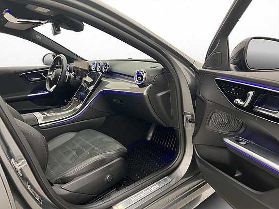 Mercedes-Benz C300 14 of 30