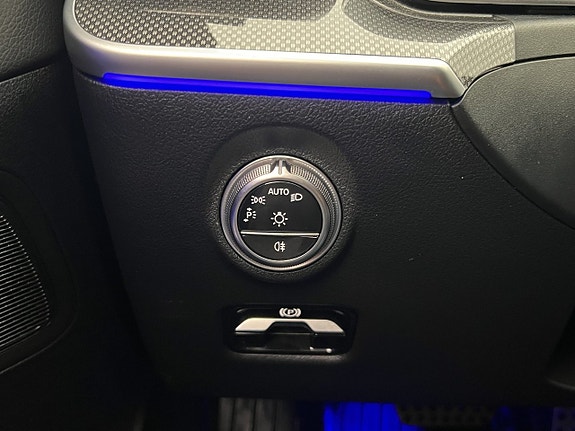 Mercedes-Benz C300 24 of 30