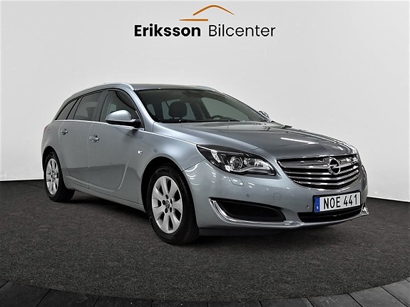 Opel Insignia 2 of 5