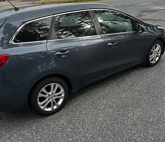 Kia Ceed 4 of 5