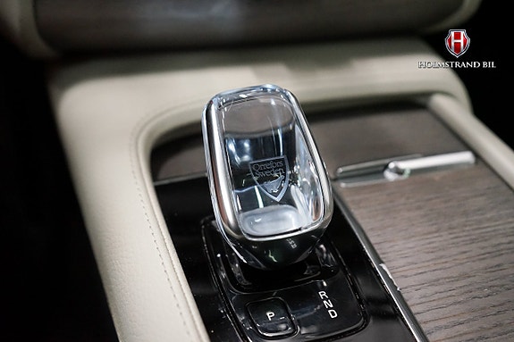 Volvo XC90 22 of 27