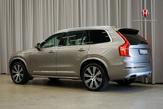 Volvo XC90 4 of 27