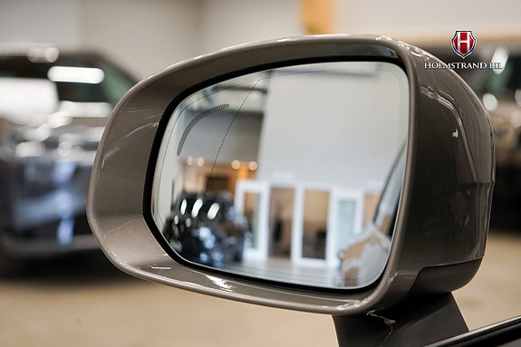 Volvo XC90 23 of 27