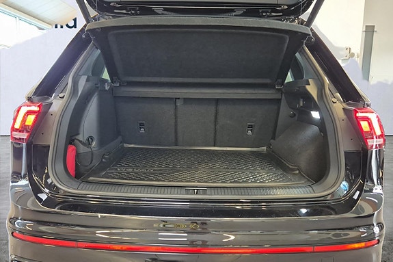 Volkswagen Tiguan 10 of 18