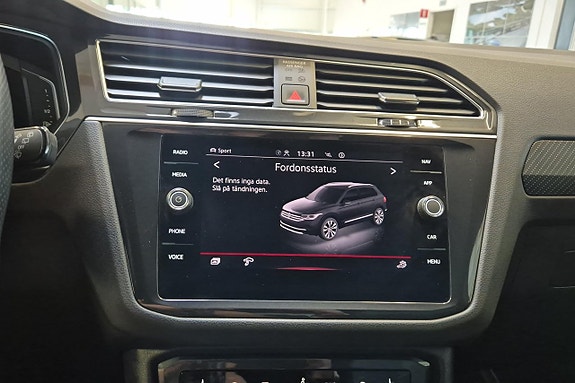 Volkswagen Tiguan 13 of 18