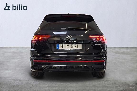 Volkswagen Tiguan 4 of 18