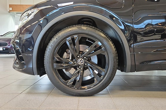 Volkswagen Tiguan 14 of 18