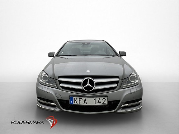 Mercedes-Benz C180 2 of 5