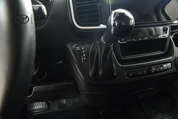 Toyota ProAce Max 9 of 13