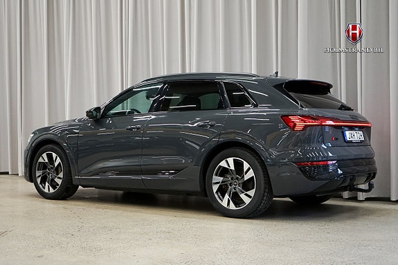Audi Q8 e-tron 5 of 5
