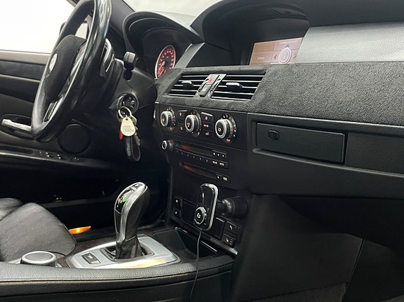 BMW 550i 12 of 17