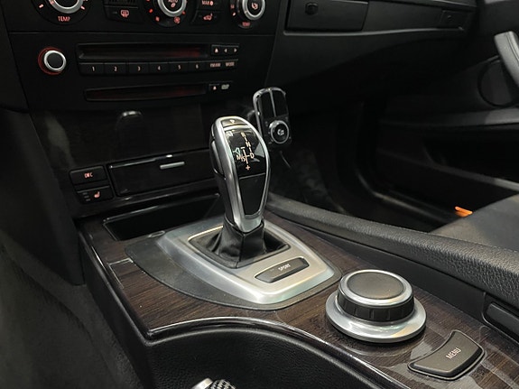 BMW 550i 13 of 17