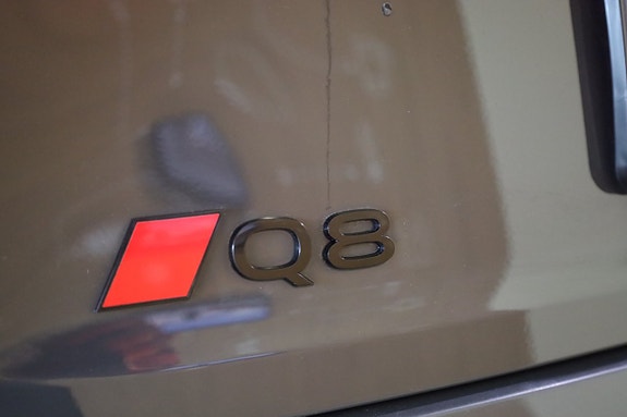 Audi Q8 e-tron 11 of 30