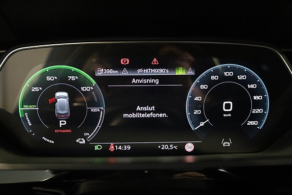 Audi Q8 e-tron 27 of 30