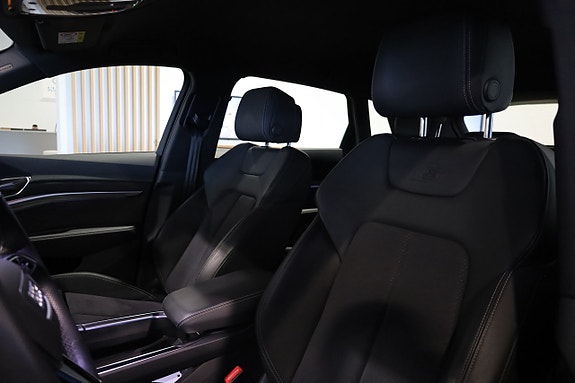 Audi Q8 e-tron 15 of 30