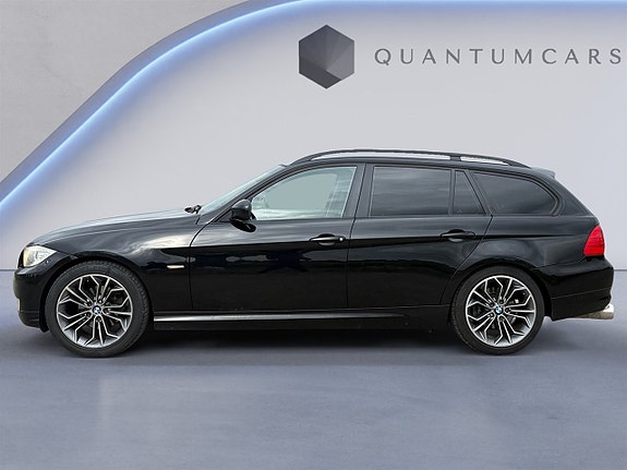 BMW 320 3 of 5