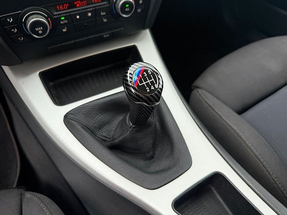 BMW 320 15 of 19