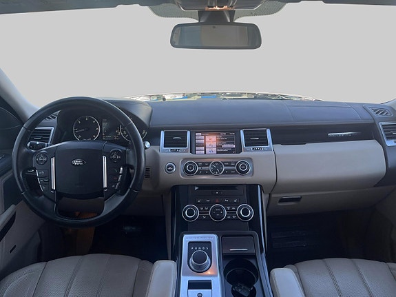 Land Rover Range Rover Sport 7 of 16