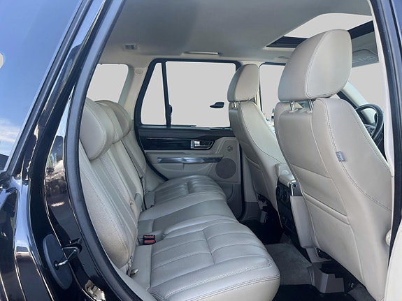 Land Rover Range Rover Sport 6 of 16