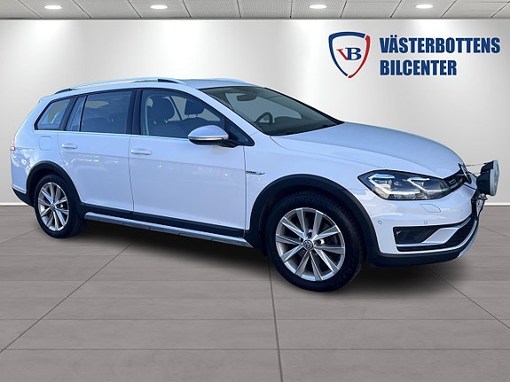 Volkswagen Golf Alltrack 2 of 5