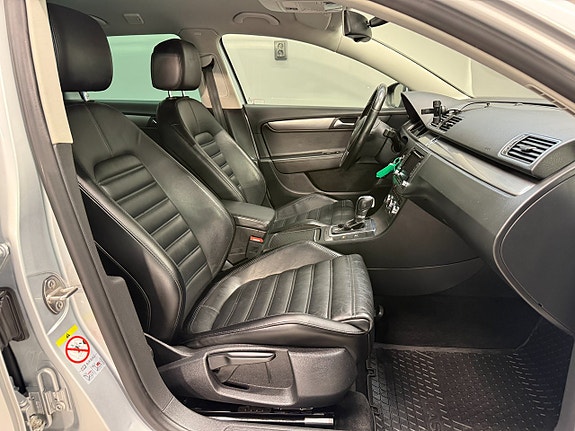 Volkswagen Passat 11 of 19