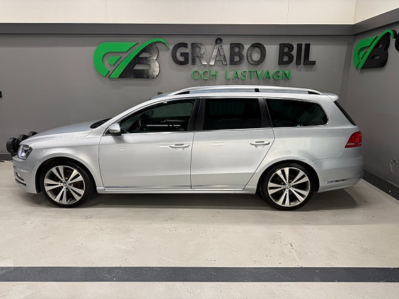 Volkswagen Passat 2 of 19
