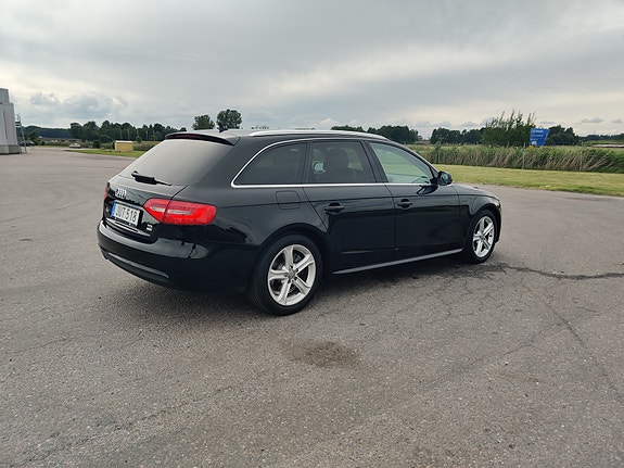 Audi A4 4 of 9