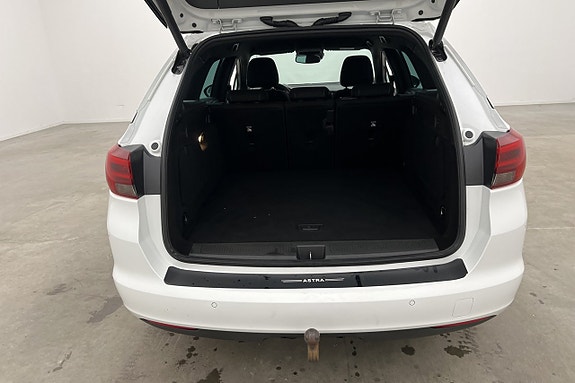 Opel Astra 8 of 25