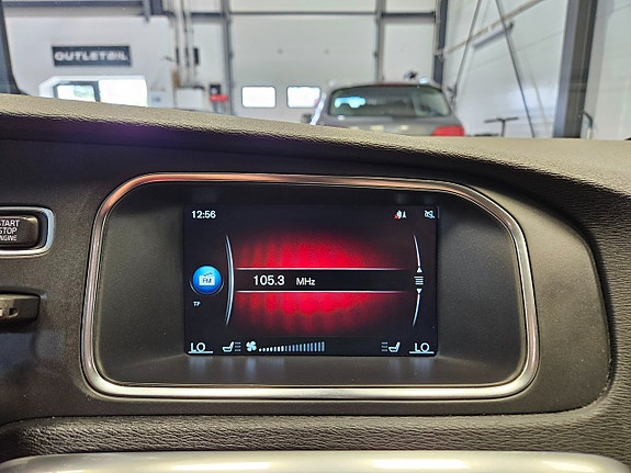Volvo V40 26 of 30