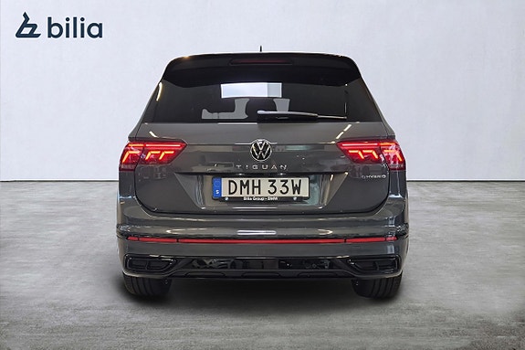 Volkswagen Tiguan 4 of 18