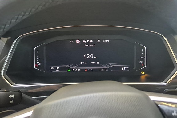 Volkswagen Tiguan 15 of 18