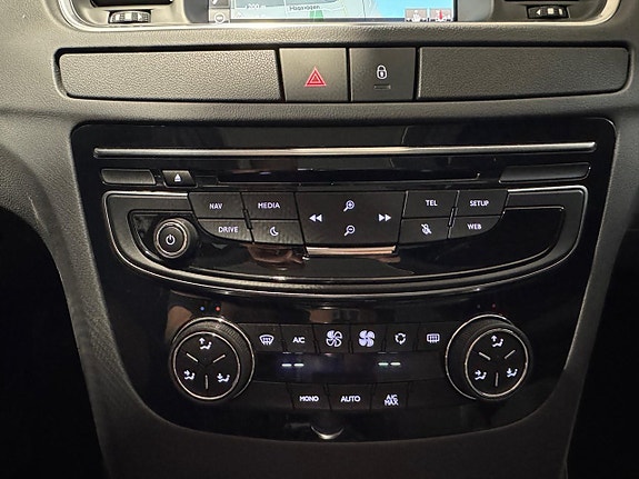 Peugeot 508 RXH 15 of 22