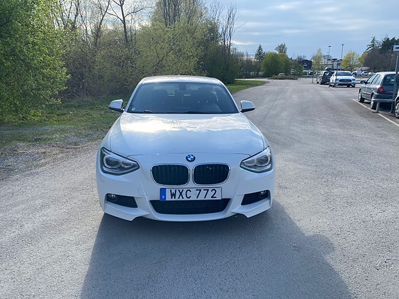 BMW 116i 2 of 18