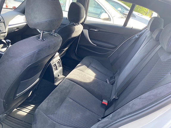 BMW 116i 7 of 18