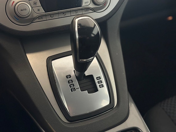 Ford C-Max 11 of 17