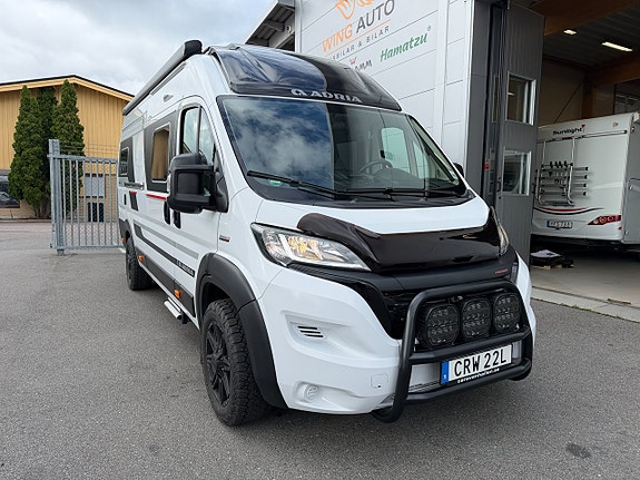 Adria Twin 640 SLB (160HK AUTOMAT) Långbädd & popuptak! Luftfjädring! Extraljus! Kompressorkyl! 12V takfläkt! 19 of 22