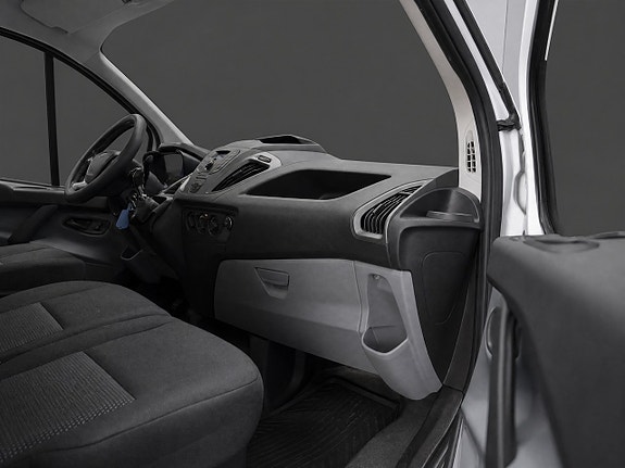 Ford Transit Custom 16 of 19