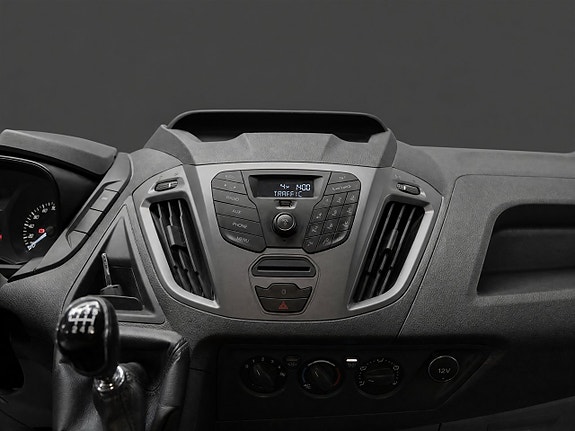 Ford Transit Custom 13 of 19
