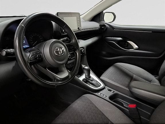 Toyota Yaris 10 of 25