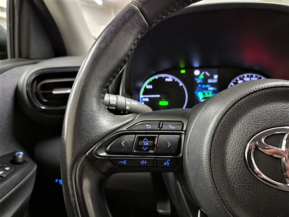 Toyota Yaris 15 of 25