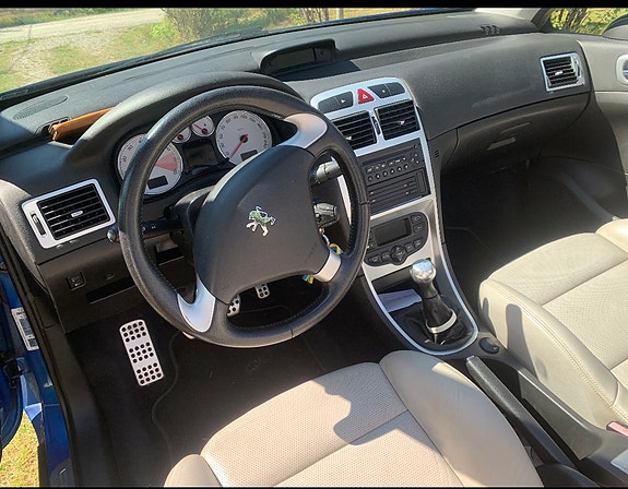 Peugeot 307 CC 6 of 6