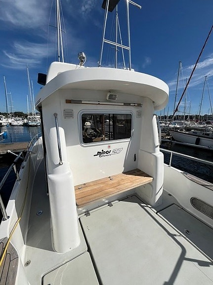 Minor 27 – 2010 | Volvo Penta D4-300 | 380 gångtimmar 3 of 5