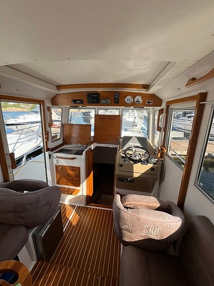 Minor 27 – 2010 | Volvo Penta D4-300 | 380 gångtimmar 6 of 12