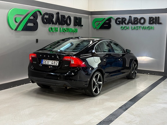 Volvo S60 5 of 21