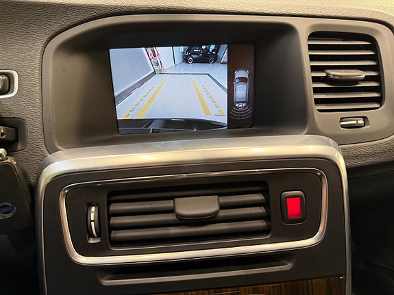 Volvo S60 15 of 21