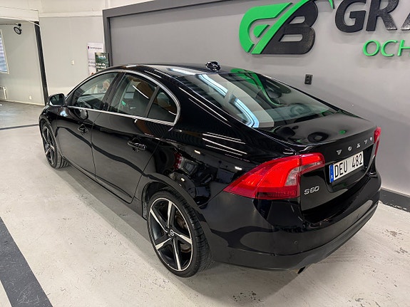 Volvo S60 7 of 21