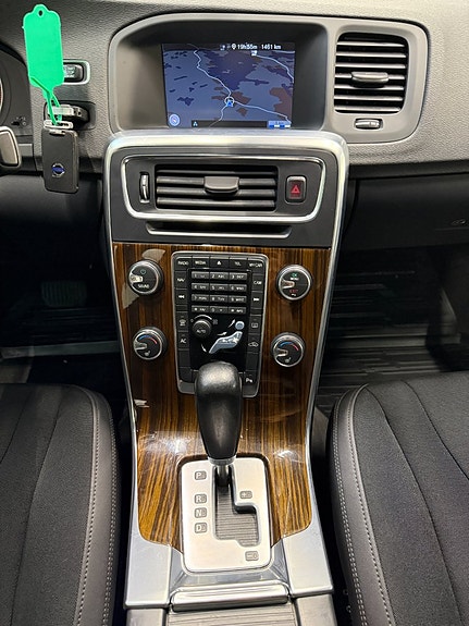 Volvo S60 14 of 21