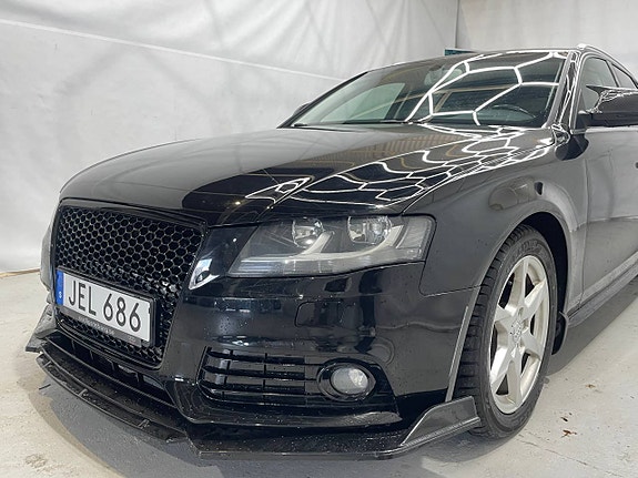 Audi A4 3 of 12