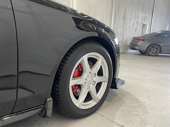 Audi A4 6 of 12