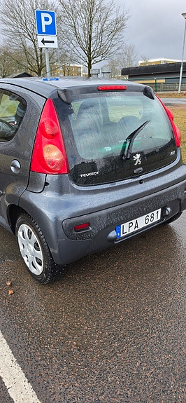 Peugeot 107 3 of 5